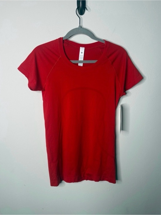 lululemon athletica Tops - Lululemon Swiftly Tech Short Sleeve 2.0